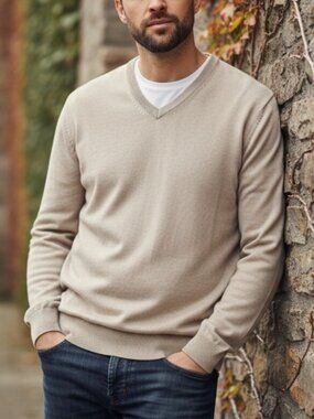 VINCE Mens Cashmere V Neck Sweater XL Oatmeal Under Suit Minimalist Luxury